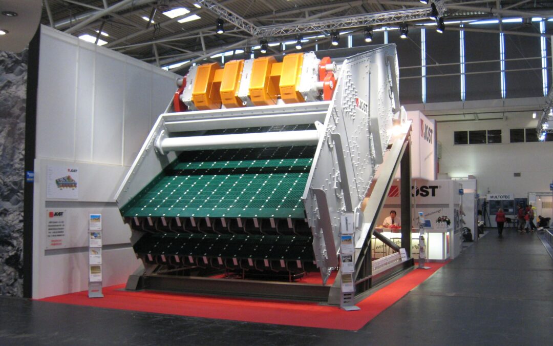 Industrial Vibrating Screens